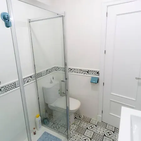 Sh Lupe Caleta A 100 M De Playa * Cádiz